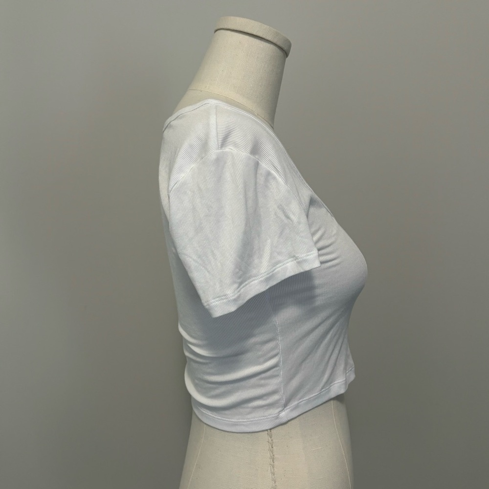 Aritzia Sunday Best Holly Top Button Front Cropped Rib T-Shirt White Crop Top S - Picture 9 of 14